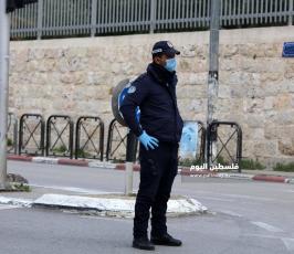 حواجز للامن الفلسطيني تفصل بين القرى والمخيمات وبين المدن في محافظة بيت لحم لمنع انتشار فيروس كورونا. (11).jpg