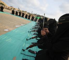 مقاتلات من الجهاد الاسلامي أثتاء دورة عسكرية  (2).JPG