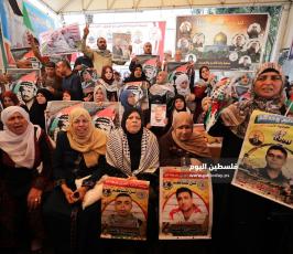 اهالى الاسرى (4).JPG