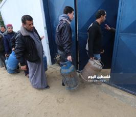  أزمة الغاز في قطاع غزة رغم الحديث عن إدخاله (6).JPG