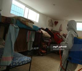حملة وطهر بيتي للجهاد الإسلامي تعقم سجون ومراكز توقيف وشرطة بغزة والشمال (13).JPG