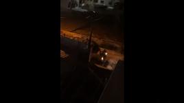 قوات الاحتلال تحتجز شاباً بعد إصابته بالرصاص في بلدة أبو ديس شرق القدس المحتلة