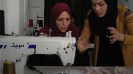 دار  خليل وآية  للأزياء  أول دار في غزة تعلم التصميم والتفصيل والخياطة