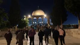 رفع آذان الفجر من باحات المسجد الأقصى المبارك