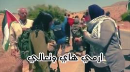 مواطنة فلسطينية تتحدى مجندة صهيونية بكل جرأة وبسالة