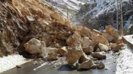 انهيار صخري في جبل ضخم يُرعب المارّة وسط جورجيا