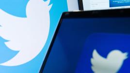"تويتر" يُعلن عن طرح تعديل طريف على تطبيقه على الهواتف الذكية "أندرويد" و"آيفون"