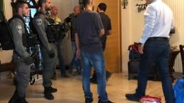 لحظة اعتقال الاحتلال لمحافظ القدس "عدنان غيث"