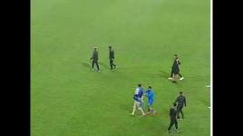 مشادة بين لاعبي الأهلي والزمالك بعد السوبر