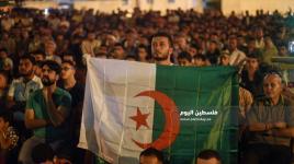 #فيديو: احتفالات الجزائرين من قلب فرنسا