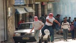 الانتفاضة الفلسطينية يوم كان الحجر هو السلاح