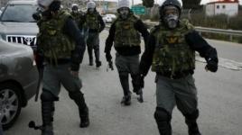 هكذا يقتحم جنود الاحتلال أقسام الأسرى الفلسطينيين 