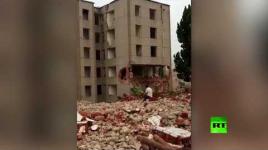صيني ينجو من موت محقق في آخر لحظة