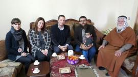 خضر عدنان والصليب الأحمر