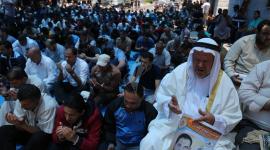 صلاة الجمعة أمام مقر الصليب بغزة- ارشيف