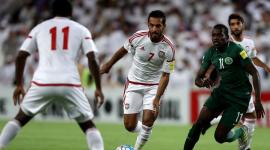 لاعبو المنتخبين السعودي و الاماراتي
