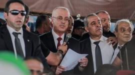 جانب من زيارة الحكومة إلى قطاع غزة