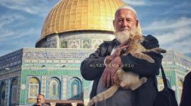حاج من القدس مطعم الطيور.jpg