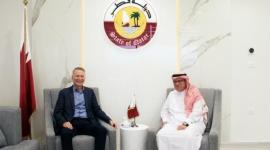 السفير القطري محمد العمادي ورجل الاعمال الفلسطيني بشار المصري.jpg