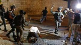 الاعتداء على المصلين في المسجد الاقصى.jpg