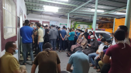 عشرات المواطنين يتبرعون بالدم احترازيًا في شمال قطاع غزة