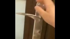 فيديو لطفل يبكي لحظة اعتقال الاحتلال لوالده.JPG