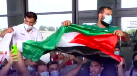 استقبال شعبي للاعب الجزائري نورين لانسحابه من طوكيو 2020.png