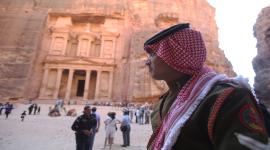 ايرادات القطاع السياحي في المساهمة بالناتج المحلي الإجمالي