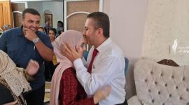 الطالبة لمى محمد زقوت من خان يونس الحاصلة على المركز الأول على مستوى الوطن