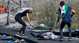 إصابة فلسطيني بجروح خطيرة بعد طعنه على يد مستوطنين بالقدس