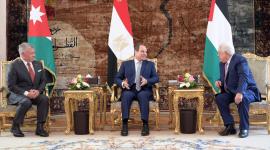 قمة ثلاثية.jpg