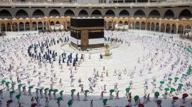 المسجد الحرام.