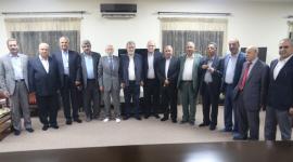 القائد النخالة يتوسط قادة الفصائل الفلسطينية.jpg