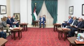 عباس وقادة اسرائيل.jpg