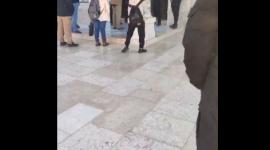 اعتقال احد حراس الاقصى.JPG