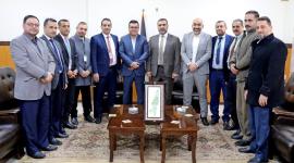 المستشار المدهون يستقبل وفداً من شركة جوال
