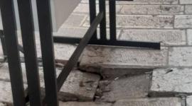 انهيار جزء من ارضية باب الحديد في القدس بسبب حفريات الاحتلال.jpg