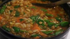 طريقة عمل شوربة لسان العصفور بالدجاج