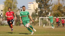 كرة قدام.jpg