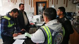 طواقم الدفاع المدني تتفقد أحوال المطاعم والمطابخ.jpg