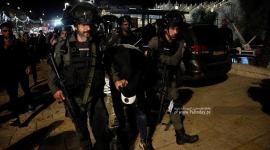 مواجهات بين الشبان و قوات الاحتلال في منطقة باب العامود (8).jpg