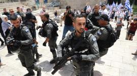 قوات الاحتلال تعتدي على المواطنين في القدس (1).jfif