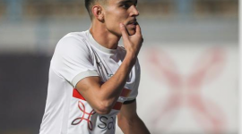 راتب اللاعب أشرف بن شرقي يثير ضجة بعد أن وقع رسميًا للأهلي