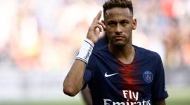 ليفاندوفسكي يهدد مستقبل نيمار