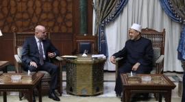 محمود الهباش وشيخ الأزهر أحمد الطيب.jpg