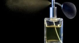العلماء يعيدون ابتكار عطر عمره 3200 عام