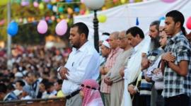 صلاة عيد الاضحى في مصر.jpg