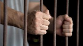 الأسير الجريح معتز فرج