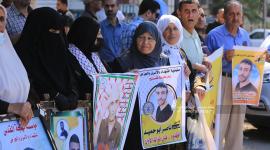 اعتصام اهالى الاسرى وقفة تضامنية امام مقر الصليب الاحمر بغزة مع الاسير ناصر ابو حميد (7).JPG