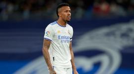 البرازيلي إيدير ميليتاو مدافع ريال مدريد.jpg